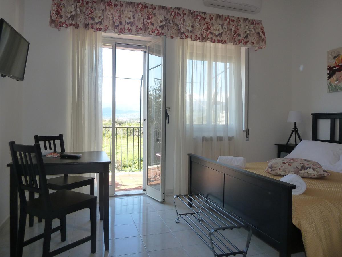 B&B Villa Palici Джардини-Наксос Экстерьер фото